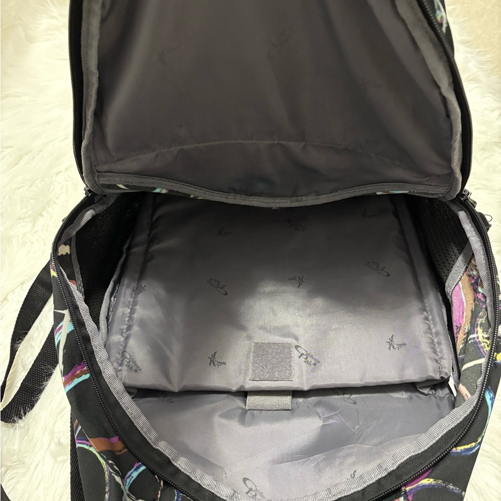 Calpak California Pak Multiuse Labtop Bag Backpack - Picture 6 of 6